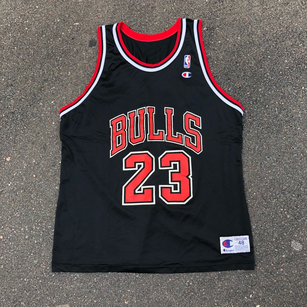 VINTAGE CHAMPION CHICAGO BULLS JORDAN JERSEY